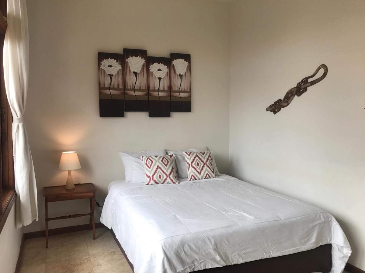 Kuta Holiday Villas 外观 照片
