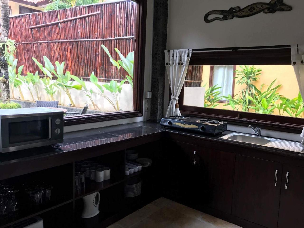 Kuta Holiday Villas 外观 照片