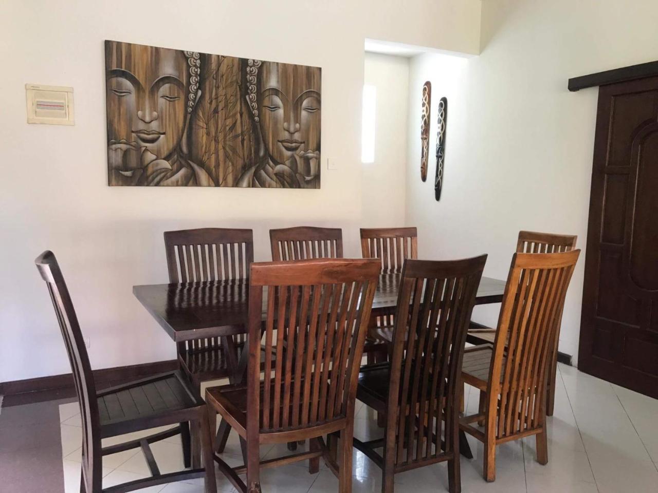 Kuta Holiday Villas 外观 照片