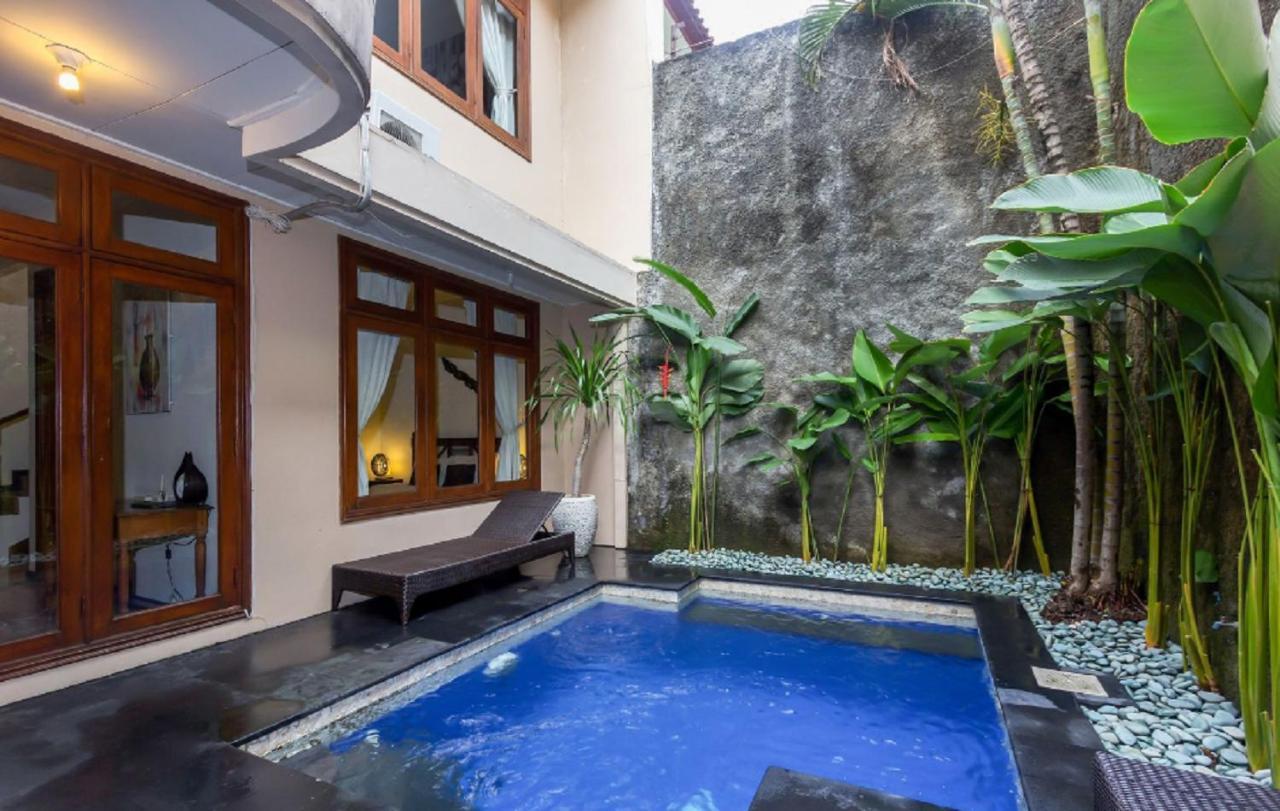 Kuta Holiday Villas 外观 照片