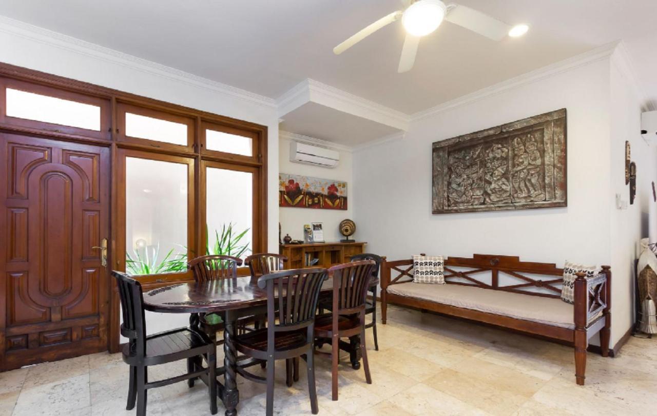 Kuta Holiday Villas 外观 照片