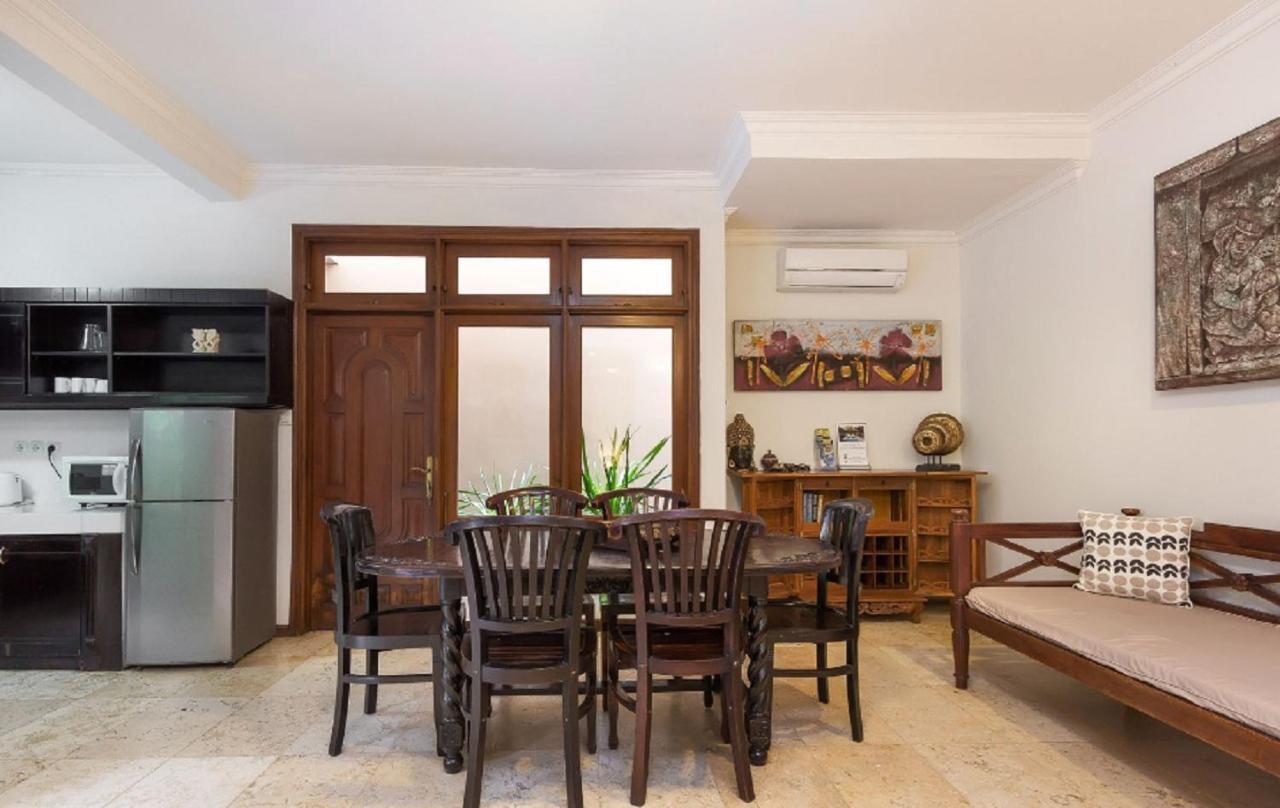 Kuta Holiday Villas 外观 照片